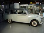 Fahrzeug Bild des Fahrers Löns mit dem Fahrzeug Auto  DKW -  Universal