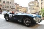 Fahrzeug Bild des Fahrers Piesch mit dem Fahrzeug Jaguar C-Type