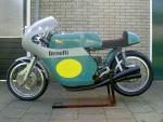 Fahrzeug Bild des Fahrers Müller-Neumayr mit dem Fahrzeug Benelli Renzo Pasolini Replica