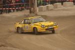 Fahrzeug Bild des Fahrers Schwarz mit dem Fahrzeug Opel Manta B 16V