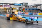 Fahrzeug Bild des Fahrers Callin mit dem Fahrzeug  Top Fuel Dragster