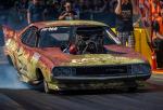 Fahrzeug Bild des Fahrers Ekert mit dem Fahrzeug  Dodge Challenger 