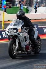 Fahrzeug Bild des Fahrers Stark mit dem Fahrzeug GSXR 1100