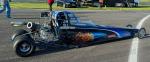 Fahrzeug Bild des Fahrers Petzold mit dem Fahrzeug Junior Dragster