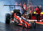 Fahrzeug Bild des Fahrers Strauch mit dem Fahrzeug Spitzer Dragster