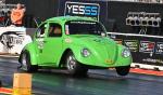 Fahrzeug Bild des Fahrers Jongen mit dem Fahrzeug VW Beetle