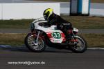 Fahrzeug Bild des Fahrers Storch mit dem Fahrzeug Fahron Yamaha GP Maschine