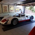 Fahrzeug Bild des Fahrers Dr. Weiss mit dem Fahrzeug Porsche 906