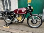 Fahrzeug Bild des Fahrers Schleifer mit dem Fahrzeug Matchless G50