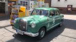 Fahrzeug Bild des Fahrers Mast mit dem Fahrzeug Mercedes-Benz Ponton