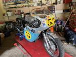 Fahrzeug Bild des Fahrers Fischer mit dem Fahrzeug Benelli Racer